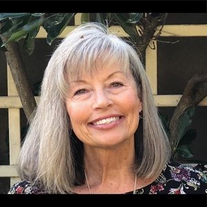 Meet your Posher, Debby